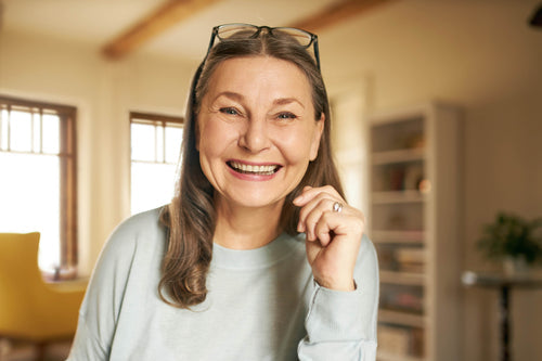 files/jpeg-optimizer_expressive-senior-female-posing-indoor_1_500x500_18fe8455-d740-4ed9-b3f3-7d25f06a2e8c.jpg